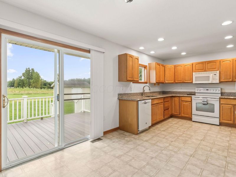 71 Bluegrass Drive , Pataskala, OH 43062 Photo 17