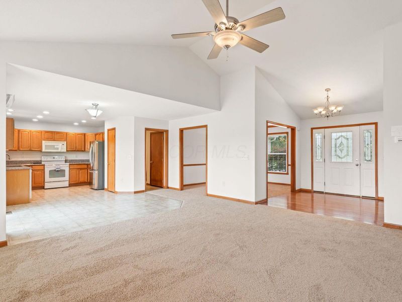 71 Bluegrass Drive , Pataskala, OH 43062 Photo 8