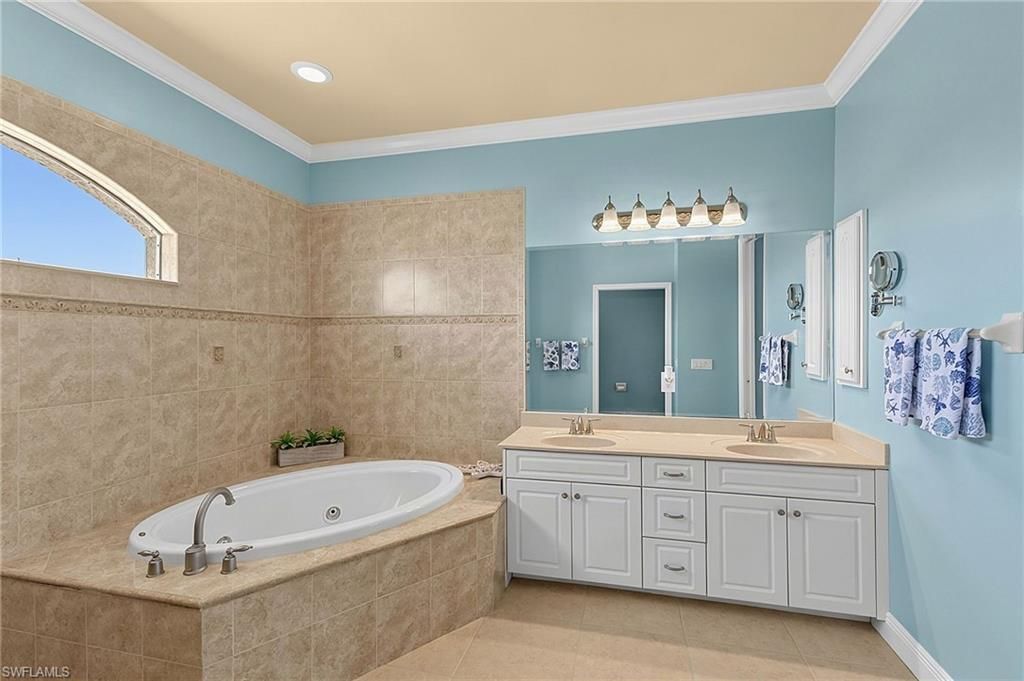 3126 SE 17th Ave, Cape Coral, FL 33904 Photo