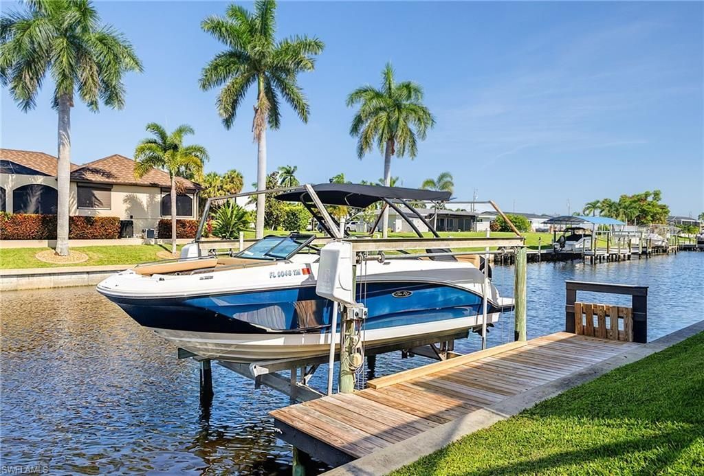3126 SE 17th Ave, Cape Coral, FL 33904 Photo