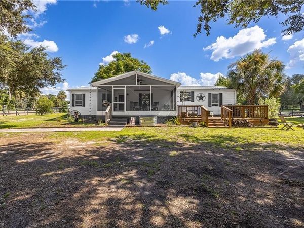 18690 Matt RD , NORTH FORT MYERS, FL 33917