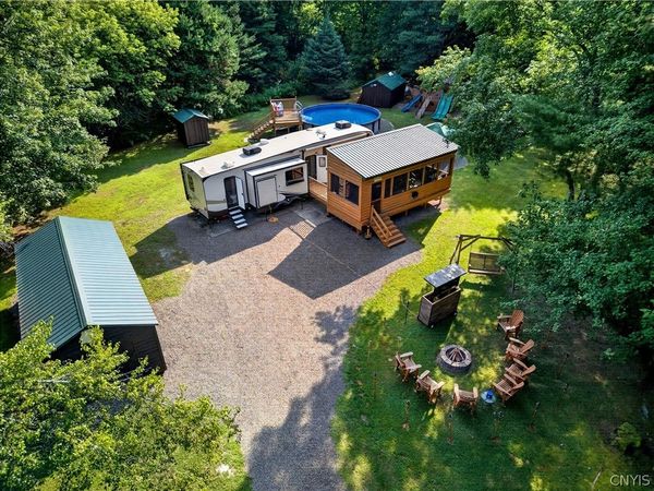 2706 US Route 11 , Parish, NY 13131