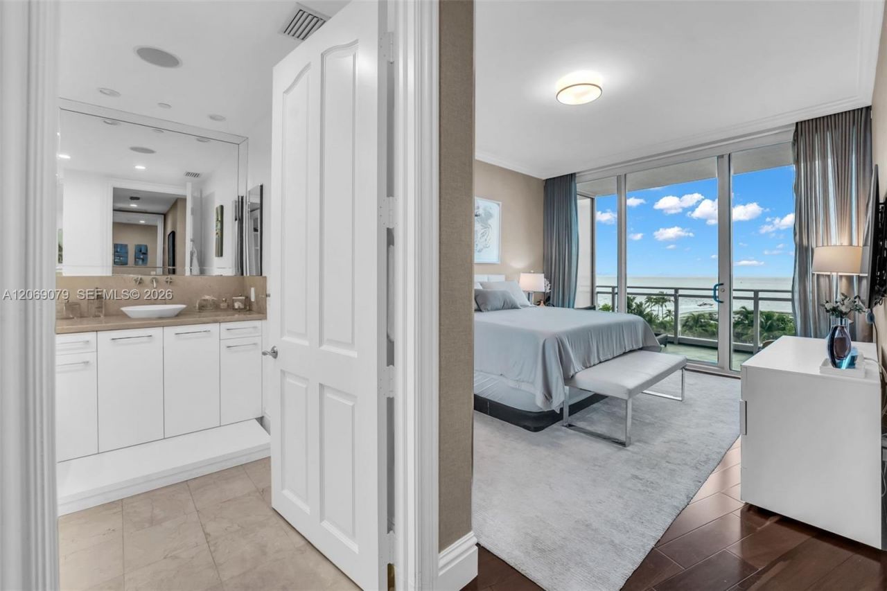 10295 Collins Ave, Unit 402, Bal Harbour, FL 33154 Photo