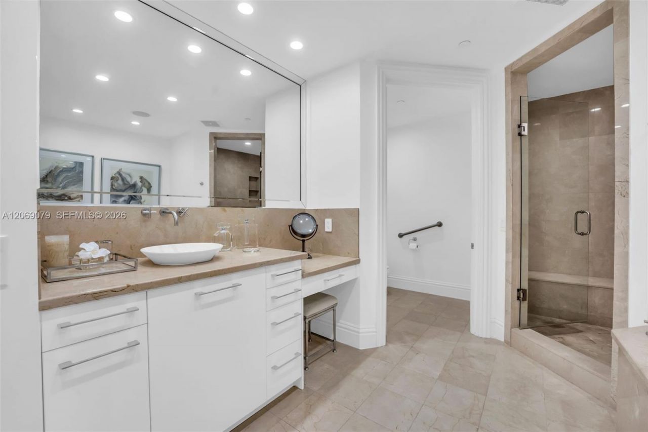 10295 Collins Ave, Unit 402, Bal Harbour, FL 33154 Photo