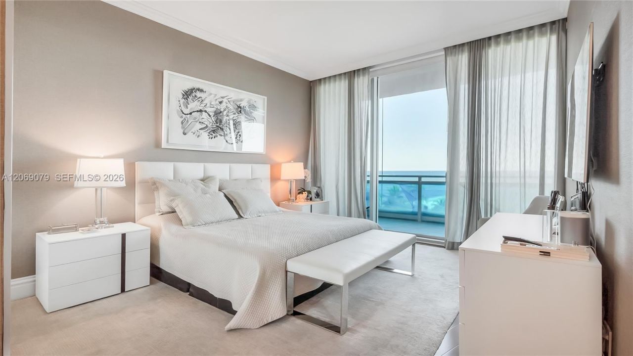 10295 Collins Ave , Unit 402, Bal Harbour, FL 33154 Photo