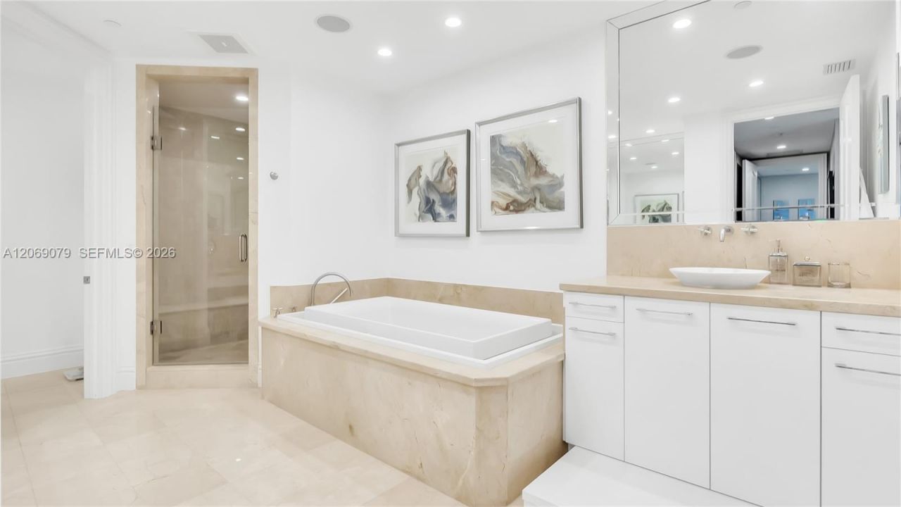 10295 Collins Ave , Unit 402, Bal Harbour, FL 33154 Photo