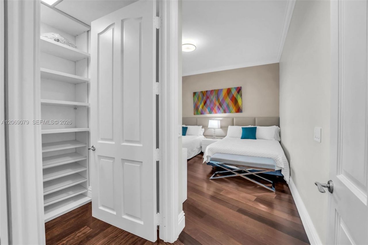 10295 Collins Ave, Unit 402, Bal Harbour, FL 33154 Photo