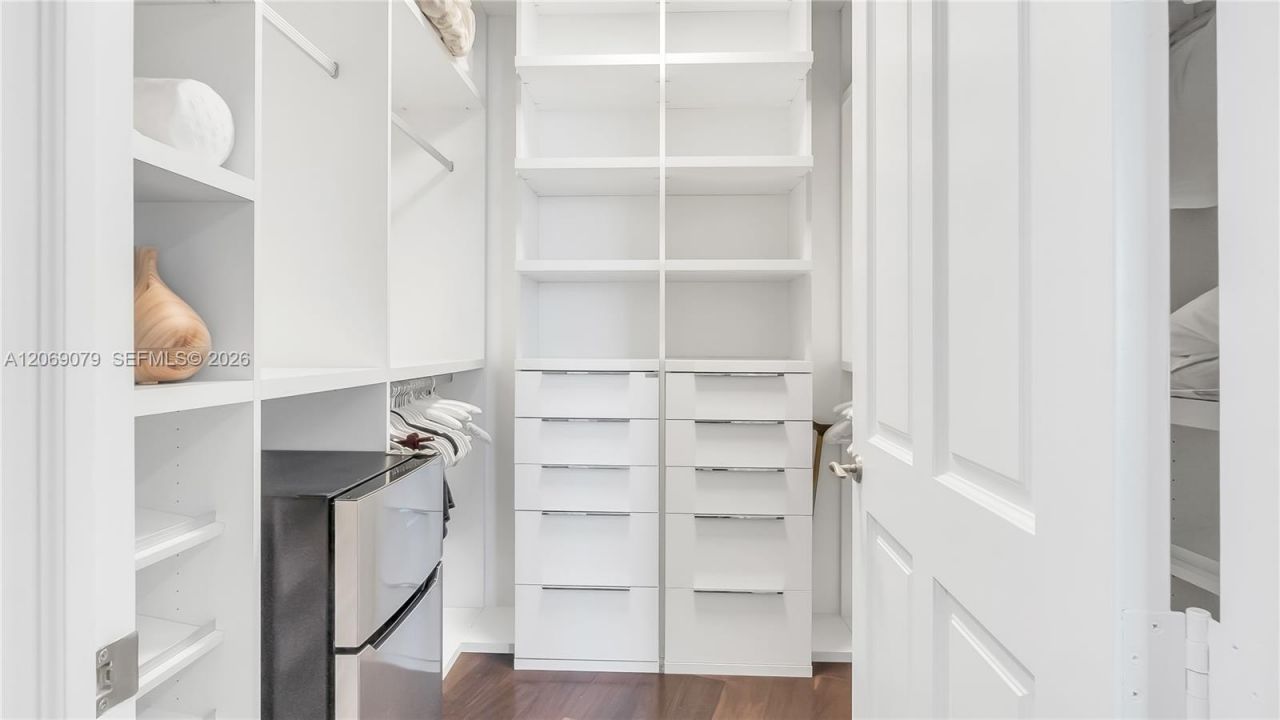 10295 Collins Ave , Unit 402, Bal Harbour, FL 33154 Photo