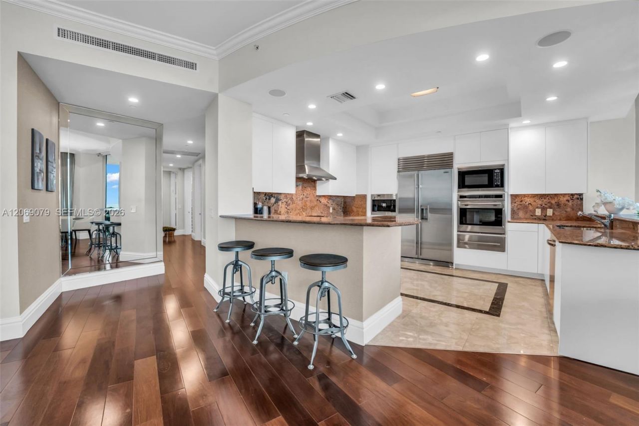 10295 Collins Ave, Unit 402, Bal Harbour, FL 33154 Photo