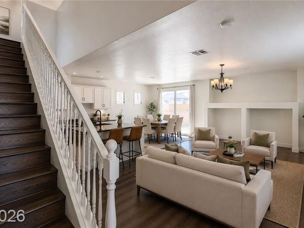 8083 Retriever Avenue, Las Vegas, NV 89147