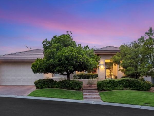 205 Aventura Street , Las Vegas, NV 89144