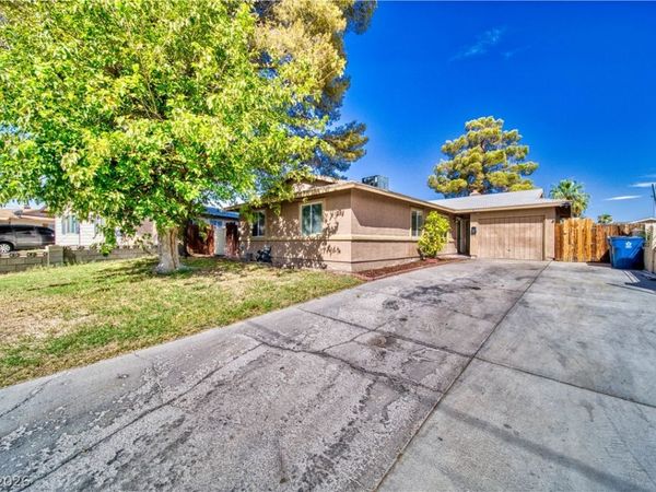5233 Orinda Avenue , Las Vegas, NV 89120