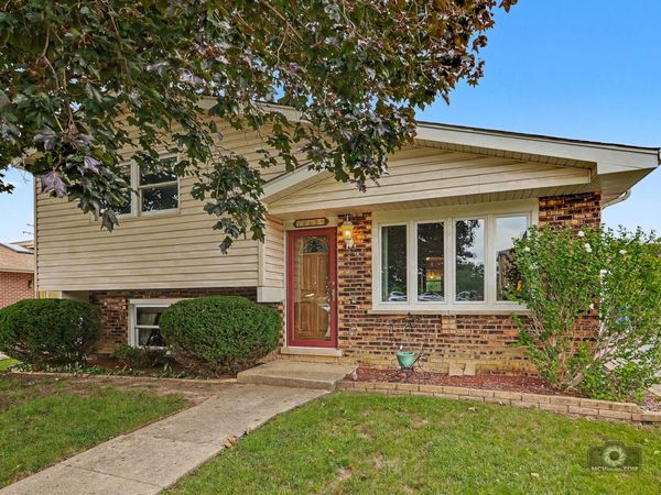 12855 Crestbrook Court , Crestwood, IL 60418