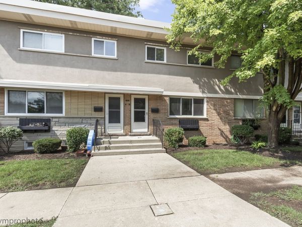606 S Milwaukee Avenue , Unit B, Libertyville, IL 60048