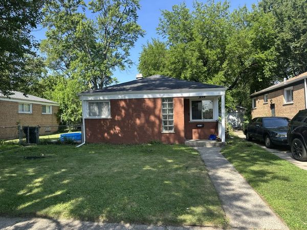14418 Woodlawn Avenue , Dolton, IL 60419