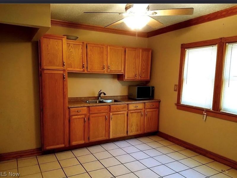 4689 E 85th Street, Garfield Heights, OH 44125 Photo 9