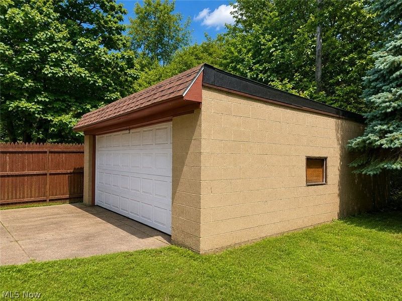 514 E 118th Street, Cleveland, OH 44108 Photo 26