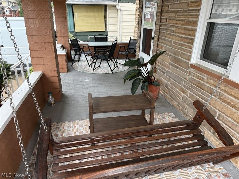 514 E 118th Street, Cleveland, OH 44108 Photo 4