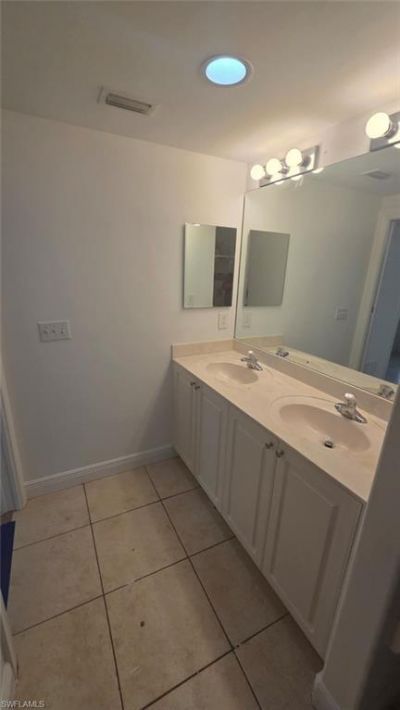 4172 Castilla Cir , Unit 103, Fort Myers, FL 33916 Photo