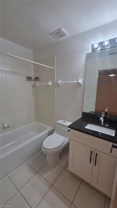 3642 Pine Oak Cir , Unit 107, Fort Myers, FL 33916 Photo