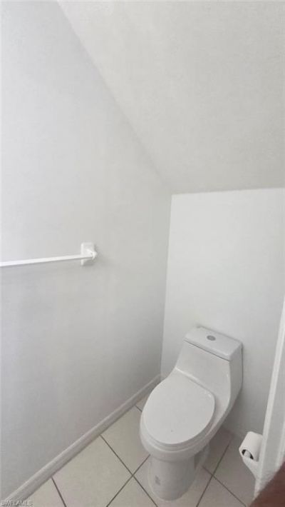 3642 Pine Oak Cir , Unit 107, Fort Myers, FL 33916 Photo