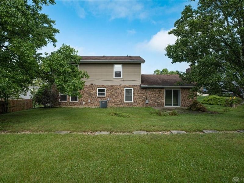 5404 Quisenberry Drive, Fairborn, OH 45424 Photo 33