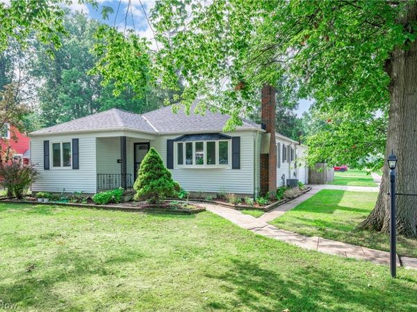 24479 Gessner Road , North Olmsted, OH 44070