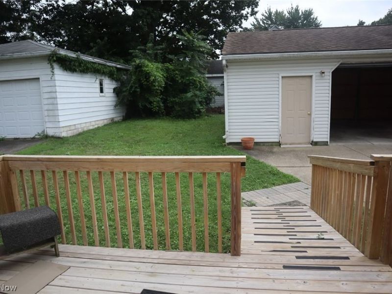 288 E Cassell Avenue, Barberton, OH 44203 Photo 16