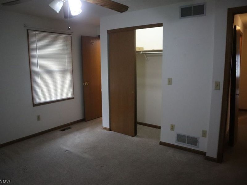 288 E Cassell Avenue, Barberton, OH 44203 Photo 7