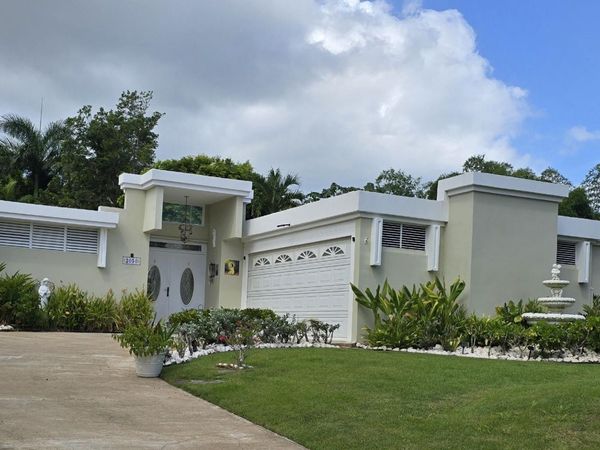 Luis XIV LOS VERSALLES, Unit 2052, Mayaguez, PR 00682