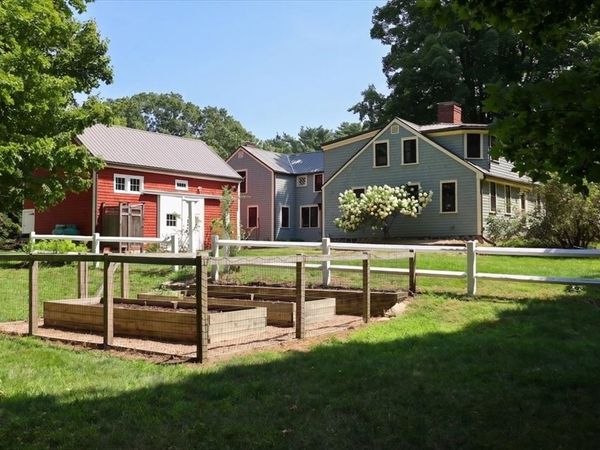 56 Brigantine Cir, Norwell, MA 02061