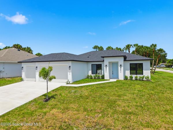 2905 Denver Avenue SE, Palm Bay, FL 32909