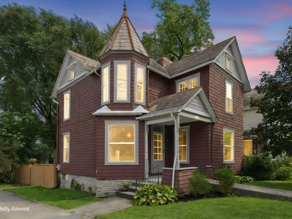 218 N Sandusky Street , Delaware, OH 43015