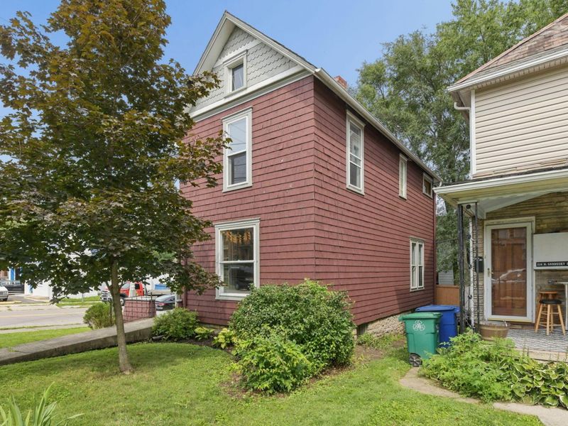 218 N Sandusky Street , Delaware, OH 43015 Photo 3