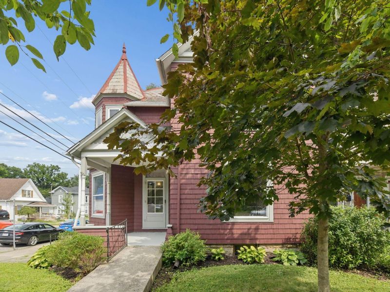 218 N Sandusky Street , Delaware, OH 43015 Photo 4