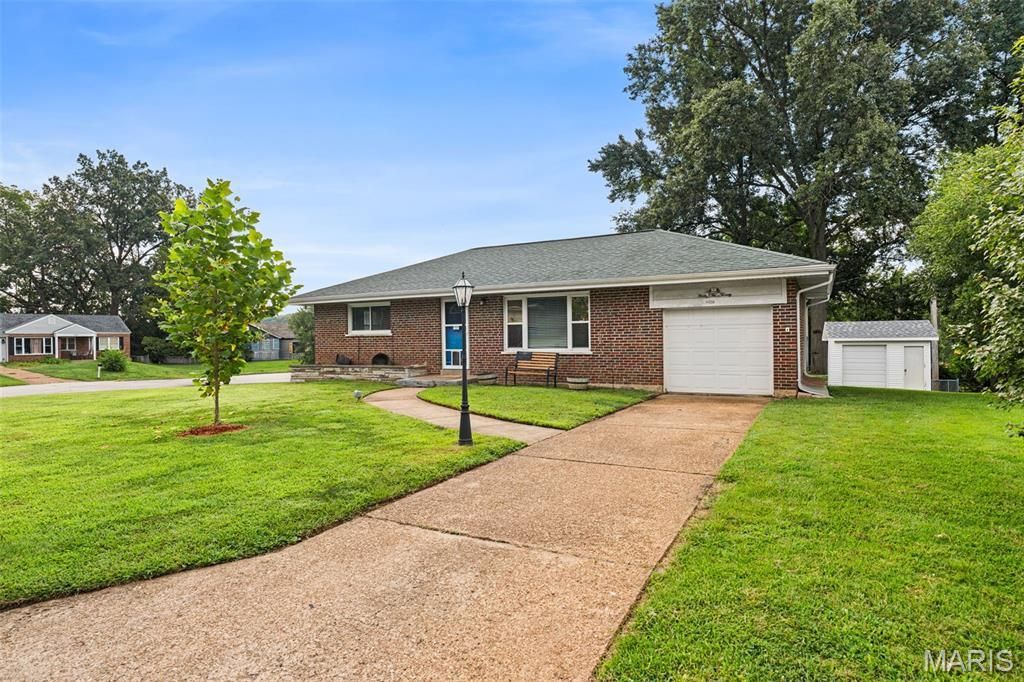 9420 High Hill Court, Crestwood, MO 63126 Main Photo