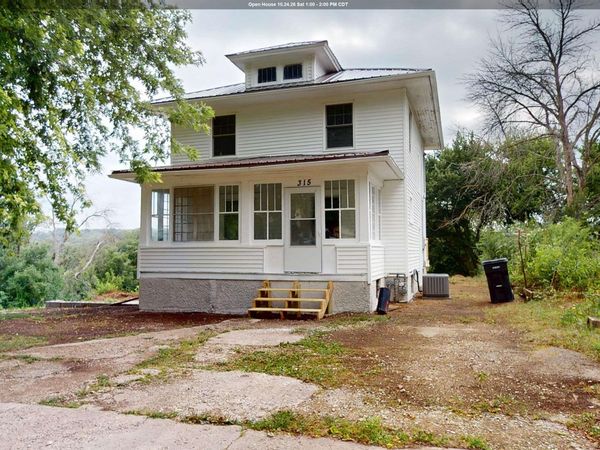 315 S 10TH ST, Cherokee, IA 51012