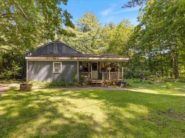 26 Blake Road, Epping, NH 03042