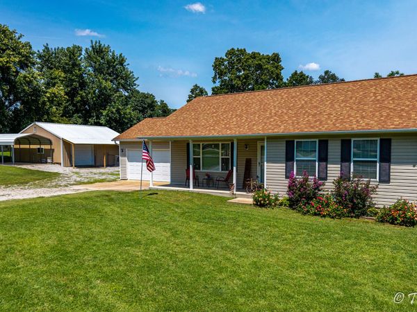 5879 County Road 1580 , West Plains, MO 65775