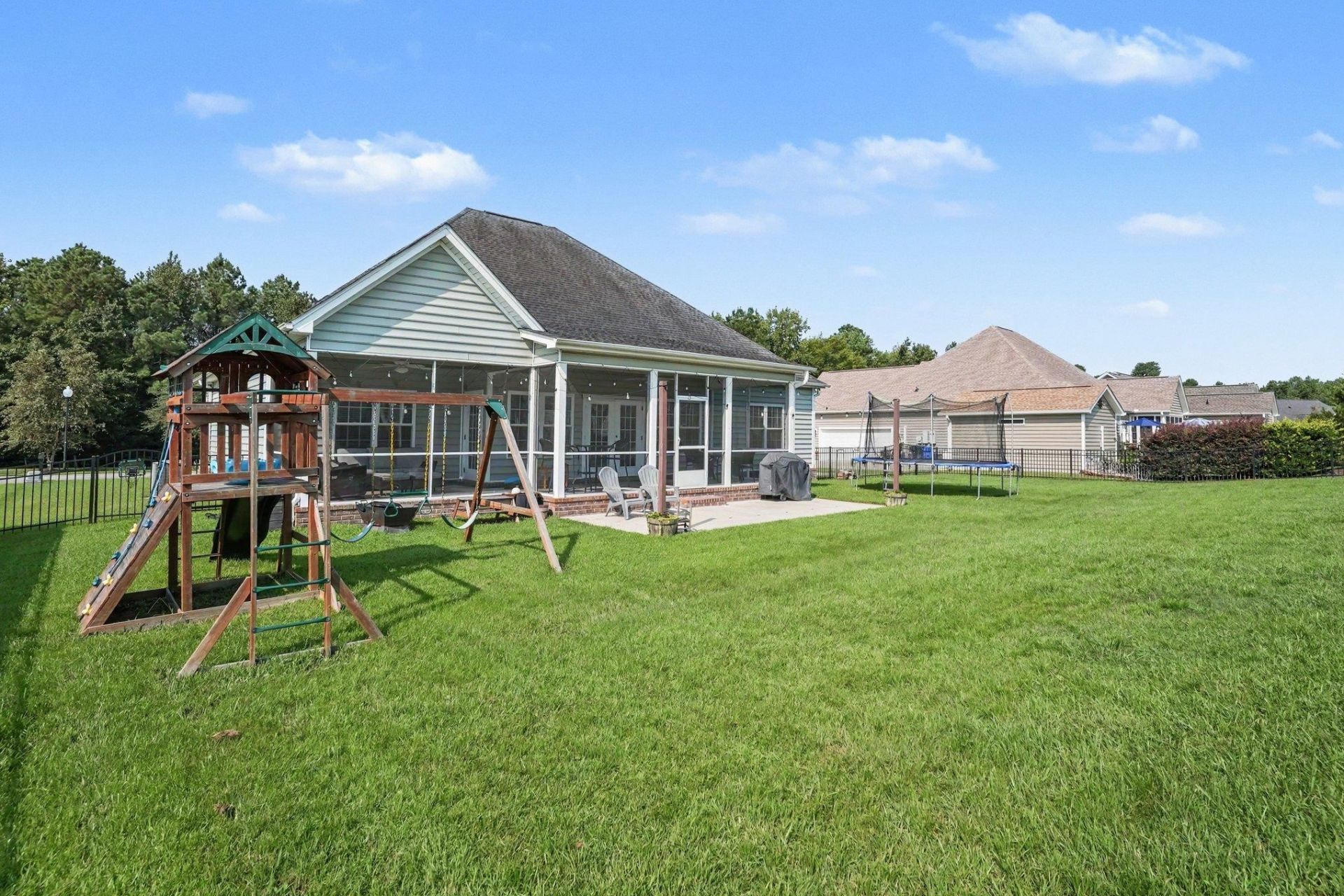 4025 Ridgewood Dr. Photo 34