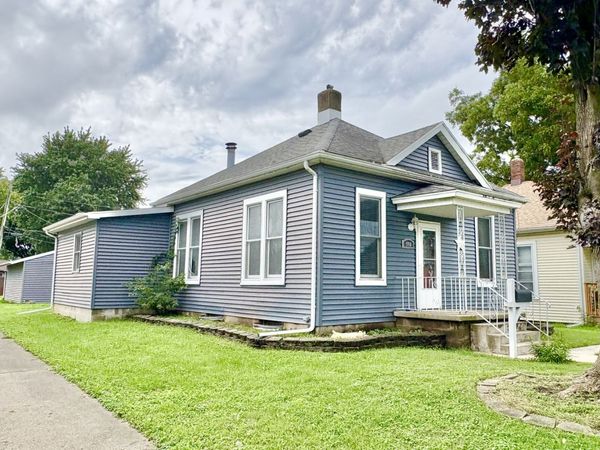906 Van Buren Street , Streator, IL 61364