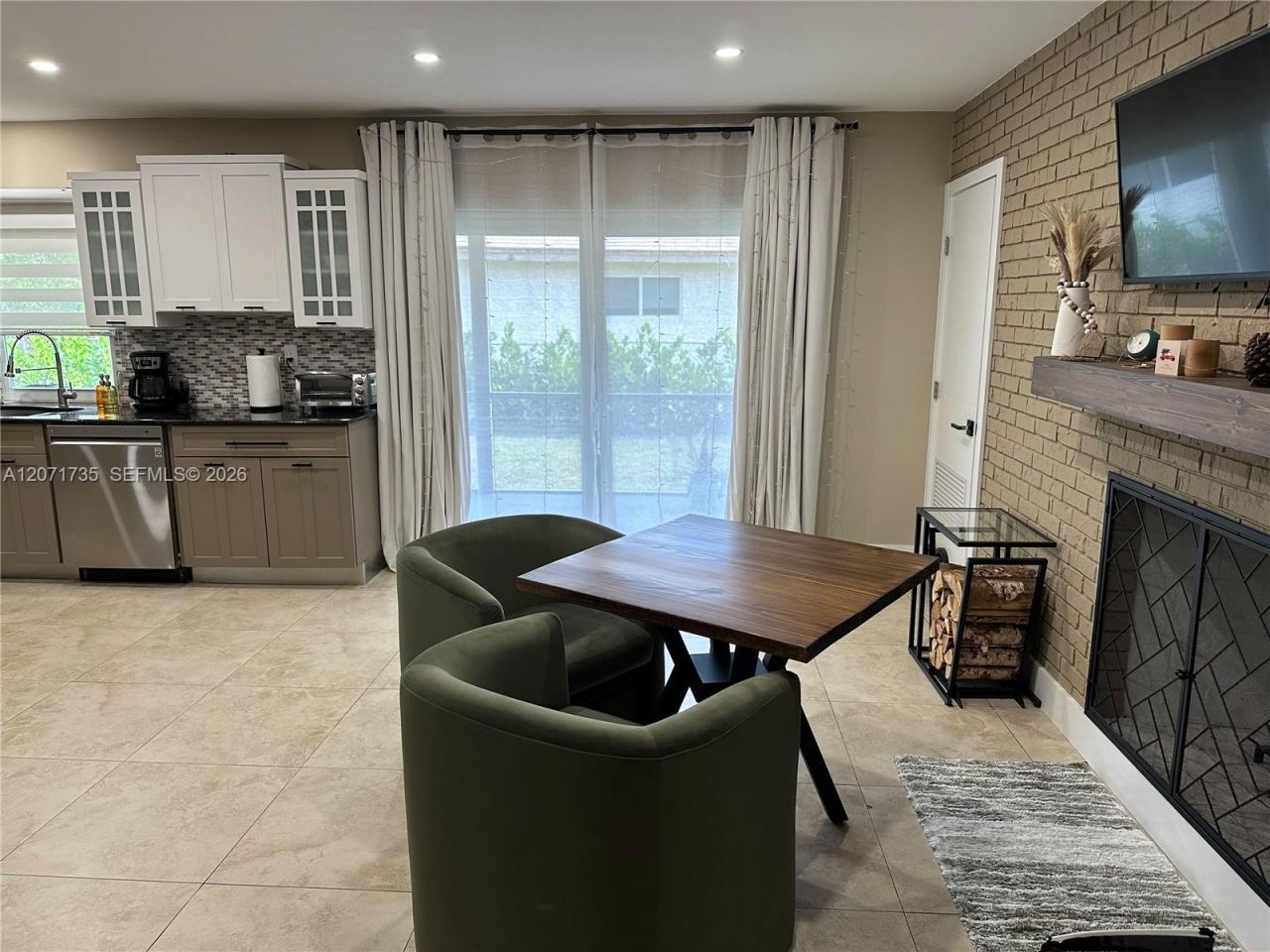 8203 NW 37th St, Coral Springs, FL 33065 Photo