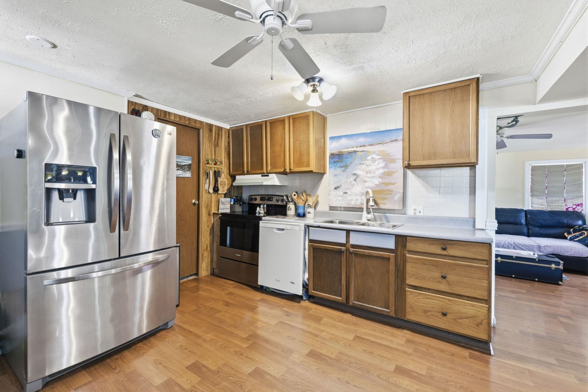 155 Ridgeway Loop Photo 11