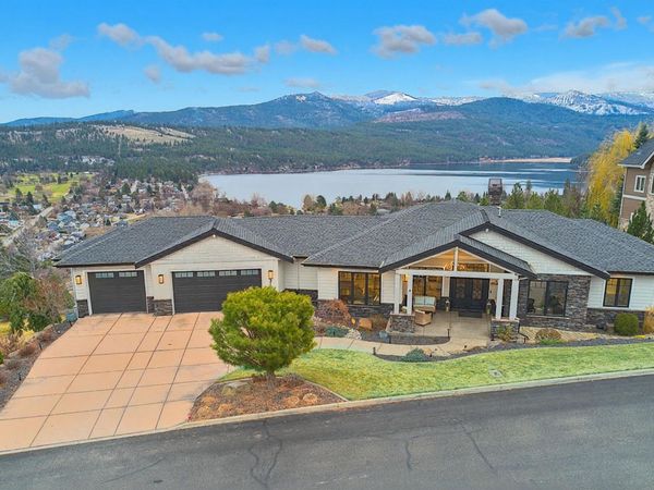 371 S Legend Tree Dr Dr, Liberty Lake, WA 99019