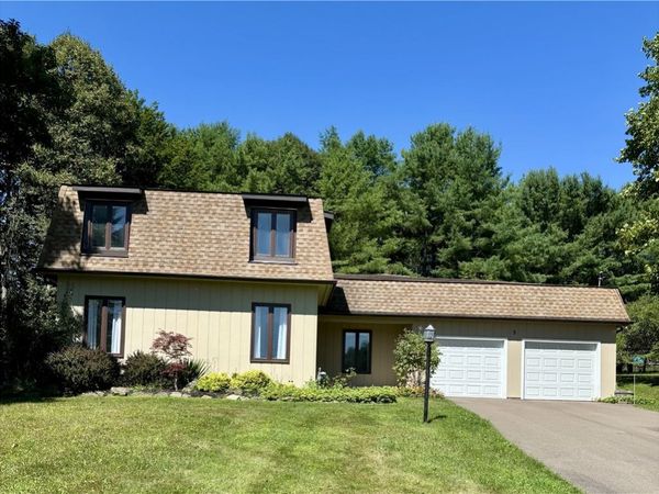 5 Ridgeway Circle , Painted Post, NY 14870