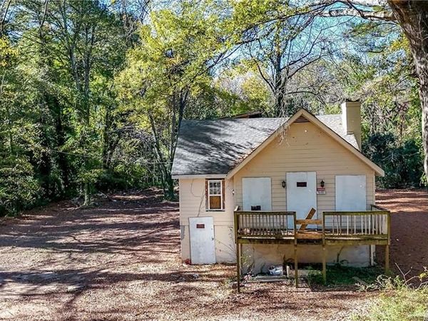 2905 Waters Road SW, Atlanta, GA 30354