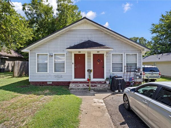 224 & 226 E J Street , Russellville, AR 72801