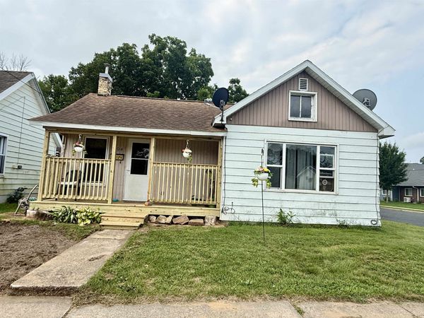 804 Mansion Street, Mauston, WI 53948