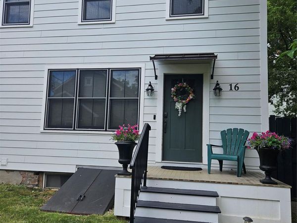 16 N Washington Street , Athens, NY 12015