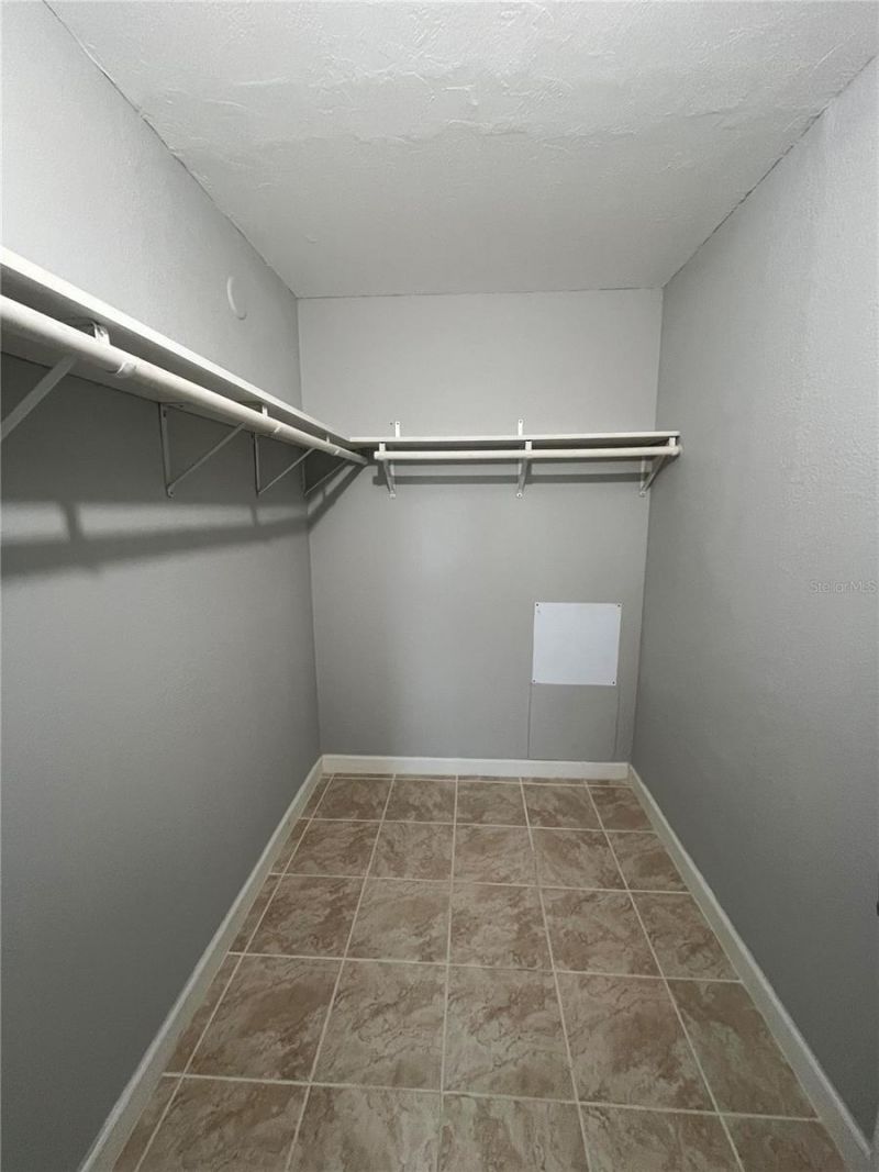 2650 Coconut Bay Ln Lane , Unit 532, Sarasota, FL 34237 Photo